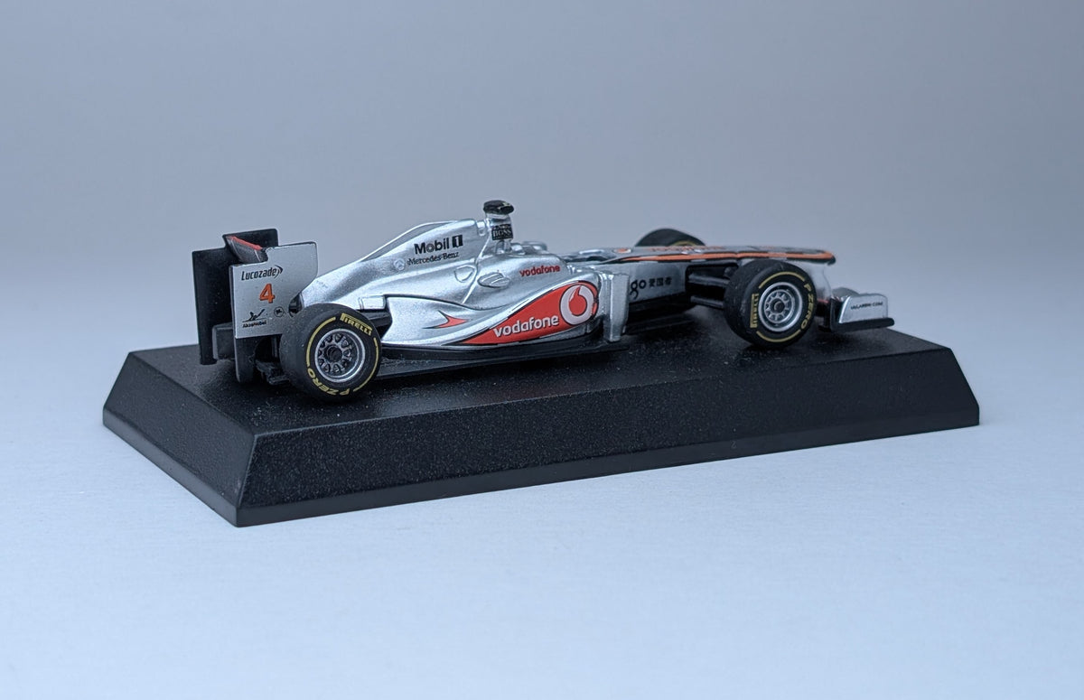 KYOSHO 1/64 Minicar Collection 2011 Japanese Grand Prix Winner/ McLaren Mercedes MP4-26 #4