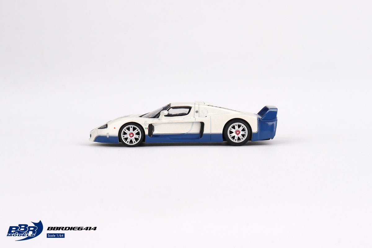 YM 1:64 White MC12 Stradale V12 Racing Sports Model Diecast