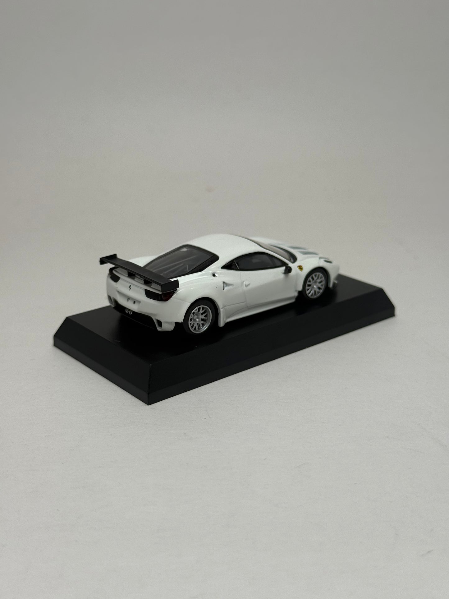 KYOSHO 1:64 Ferrari 458 Italia GT2
