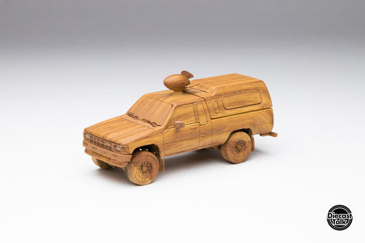 (VIP Membership 2026) GCD DiecastTalk Exclusive 1/64 Toyota Hilux SR5 4x4 Woody Edition
