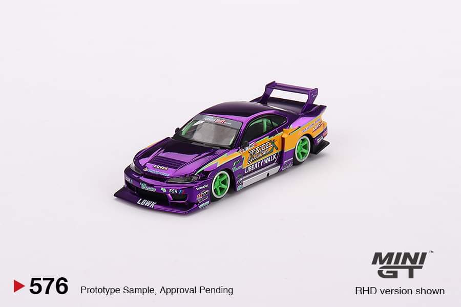 Mini GT 1:64 Nissan LB-Super Silhouette Nissan S15 SILVIA #555 2022 Formula Drift Japan