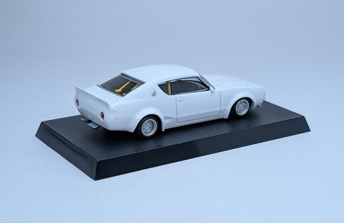 Aoshima 1/64 Grachan Liberty Walk Nissan Kenmeri 2Dr2 (White)
