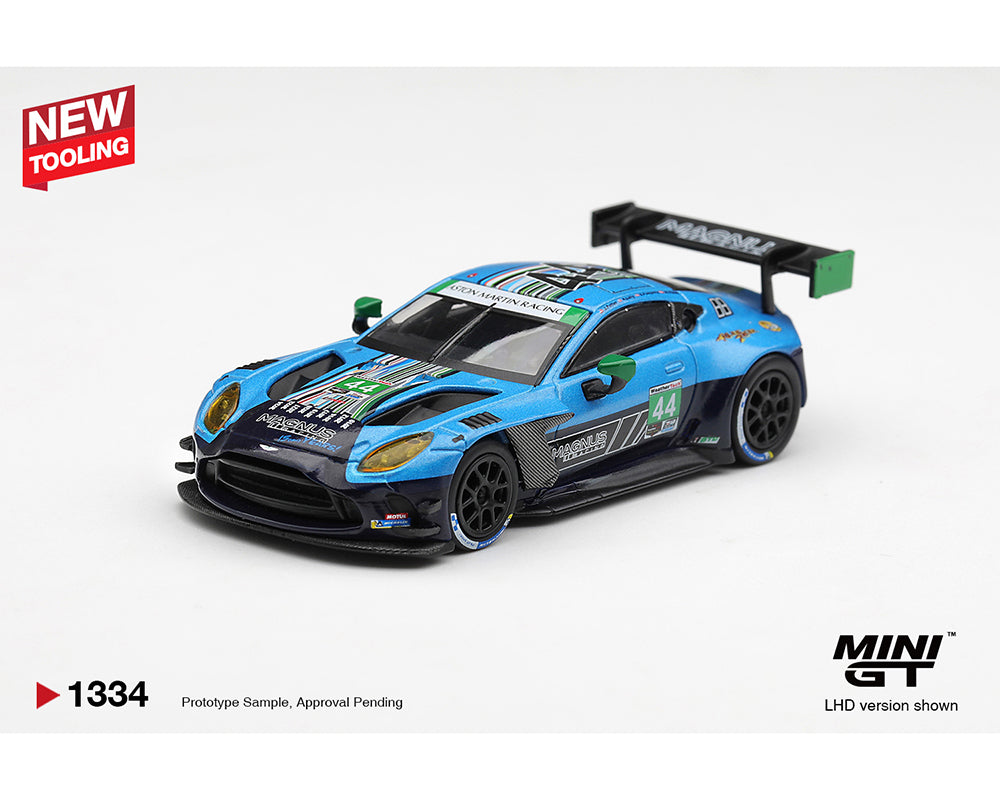 Mini GT 1:64 Aston Martin Vantage GT3 Evo #44 Magnus Racing 2025