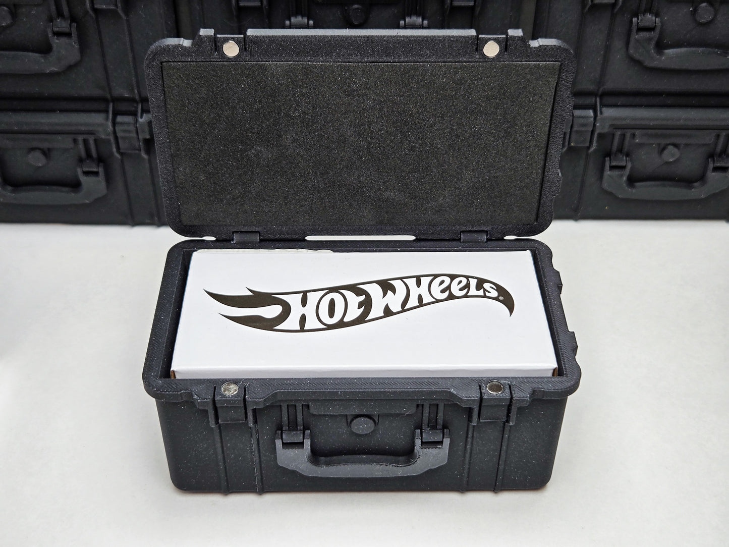 (Pre order) DiecastTalk Exclusive Protective Case/ Storage for 1/64