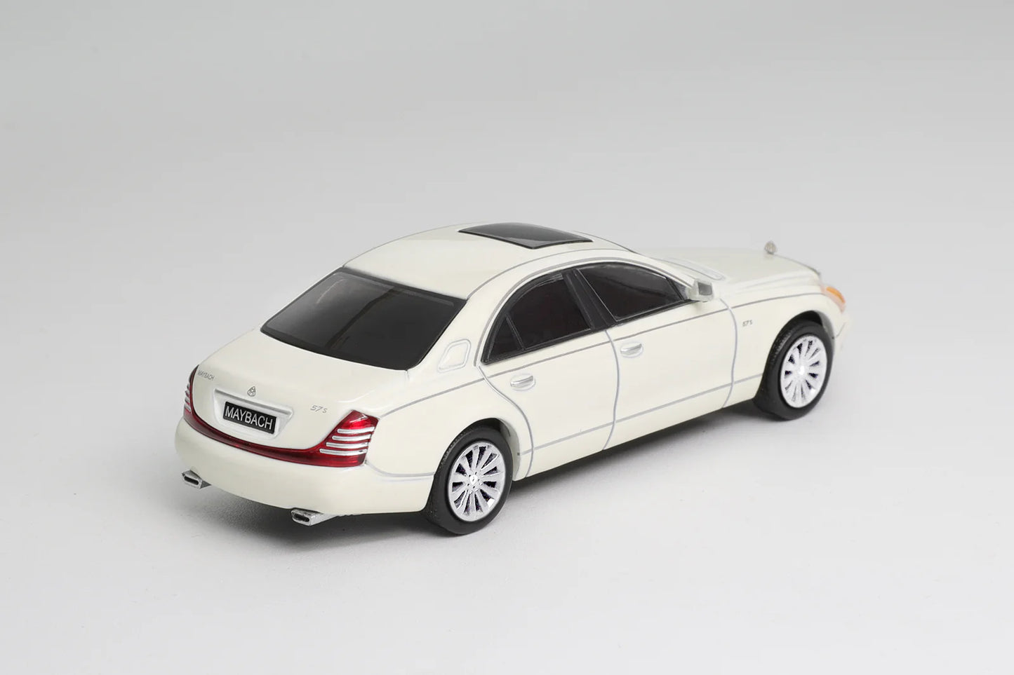 Shadow 1/64 Maybach 57S