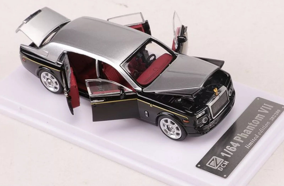 DCM 1/64 Rolls-Royce Phantom VII Black/Silver Full Open