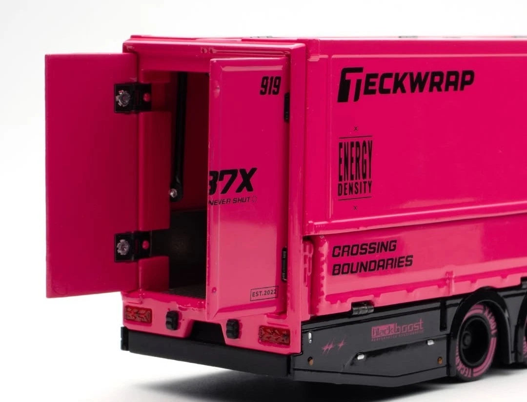 GCD 1:64 DarwinPRO TECKWRAP HINO 700 Pink Truck 1087X