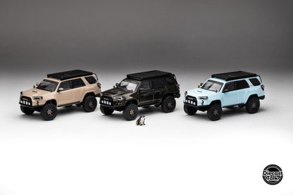 DiecastTalk Exclusive 1/64 Toyota 4Runner Pre-Runner (Madpews) with dog and accessories