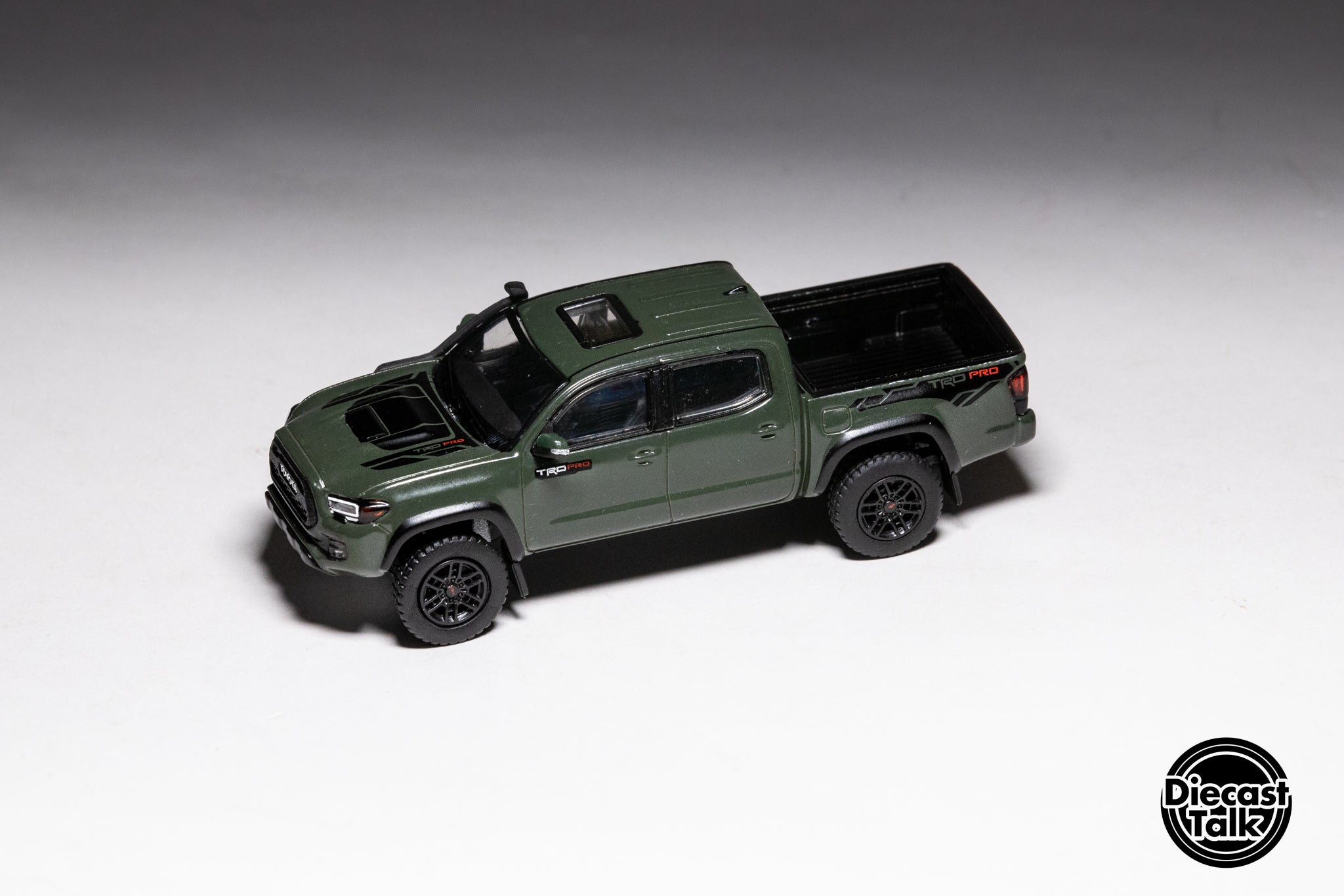 DiecastTalk Exclusive 1/64 Toyota Tacoma TRD PRO Ltd 804pcs