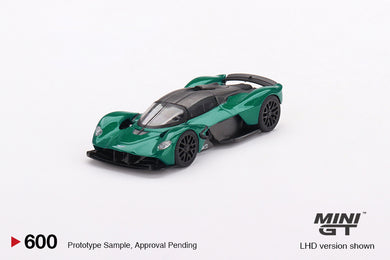 (Preorder) Mini GT 1:64 Aston Martin Valkyrie Aston Martin – Racing Green – MiJo Exclusives