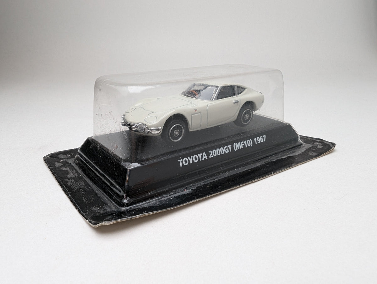 Kyosho 1:64 Miniature Collection Toyota 2000GT (MF10) 1967 (White)