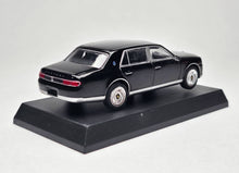 Load image into Gallery viewer, Kyosho 1:64 Toyota Century Black