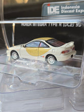 Load image into Gallery viewer, Greenlight Premium 1:64 Honda Integra Type R (DC2) Pre-Production Sample