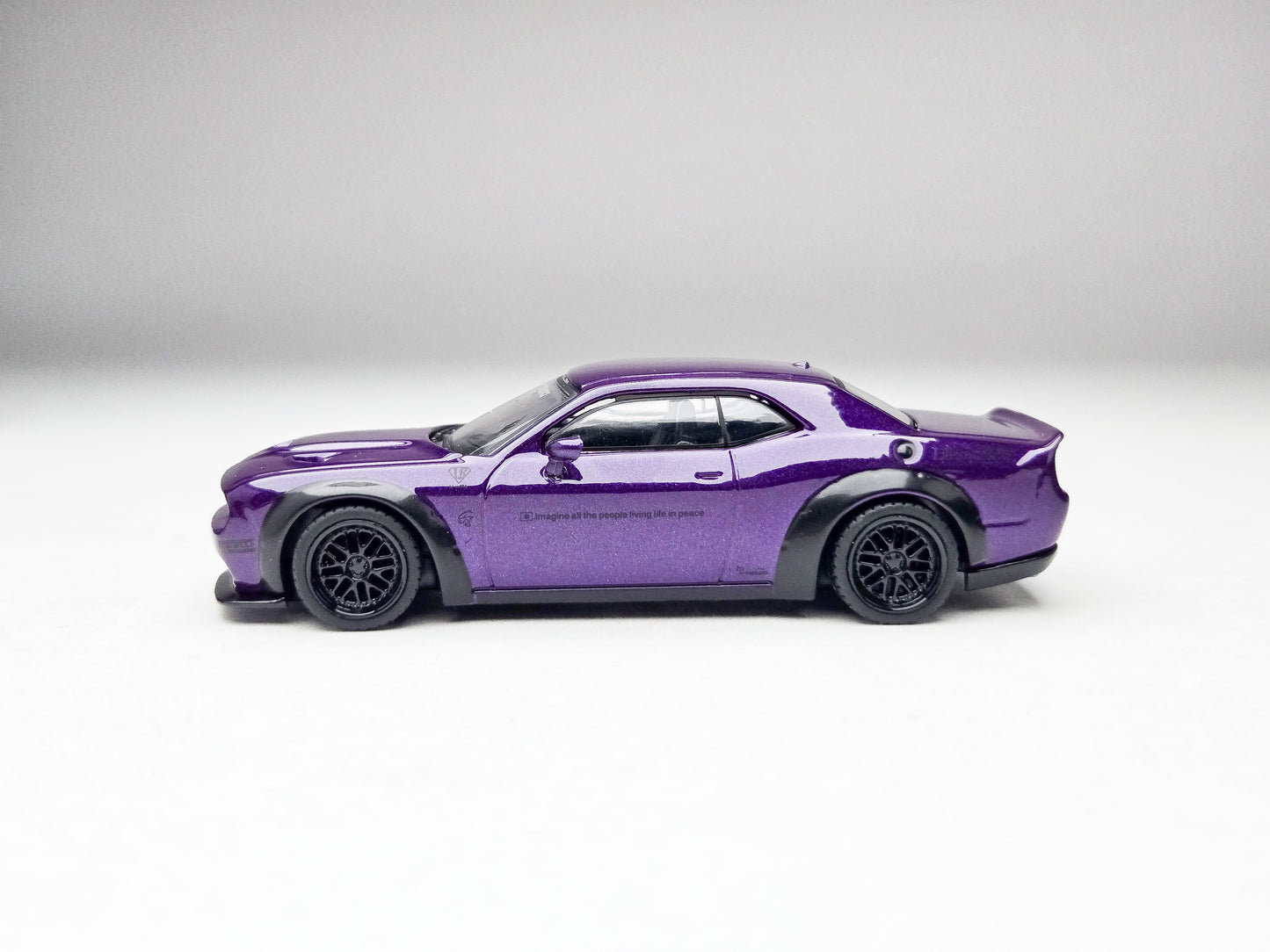 Tarmac Works 1:64 Japan Exclusive LBWK Dodge Challenger Purple Plum Crazy with Truck Packaging