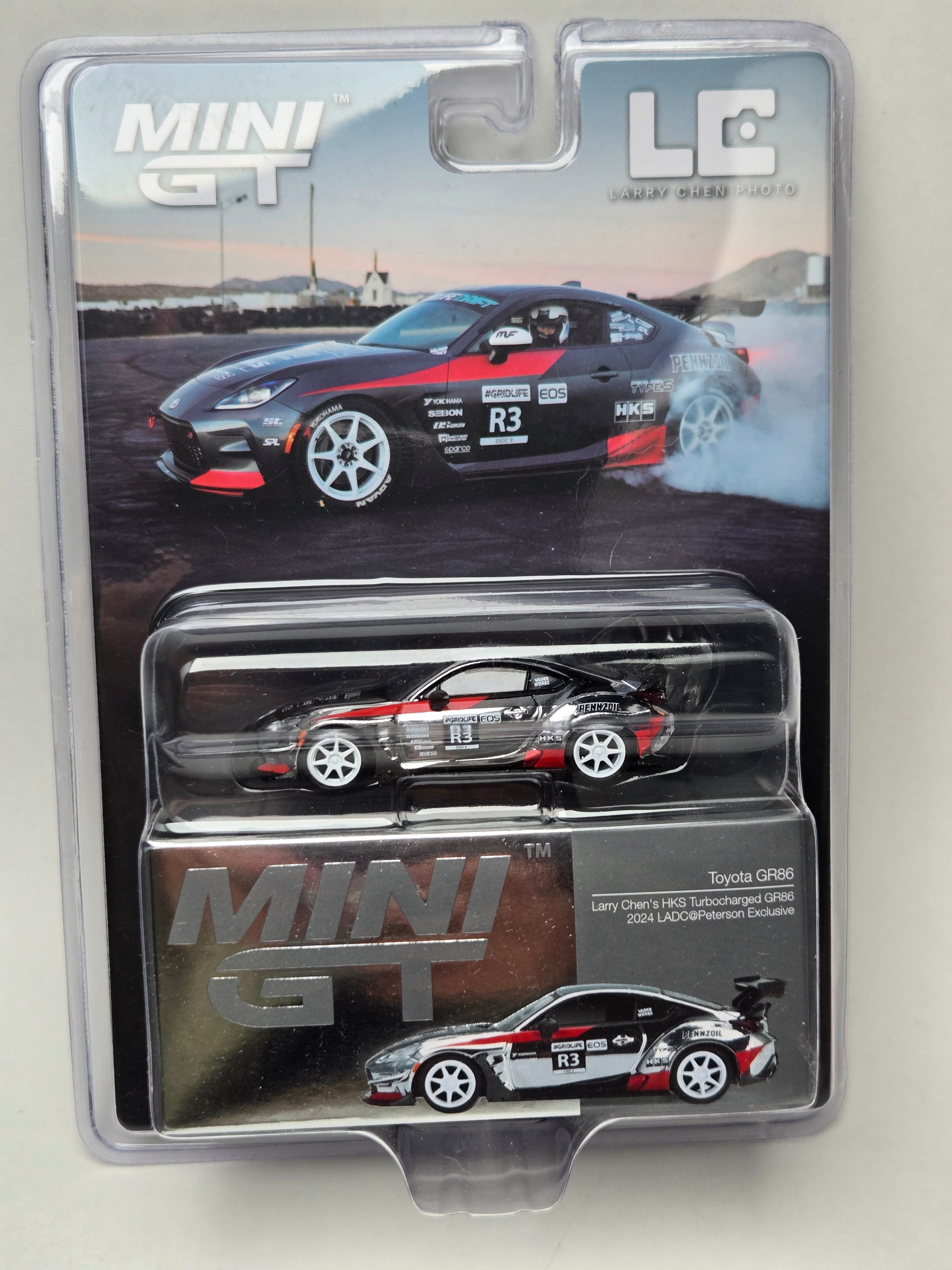 Mini GT 1:64 Toyota GR86 Larry Chen's HKS #821 LADC Petersen