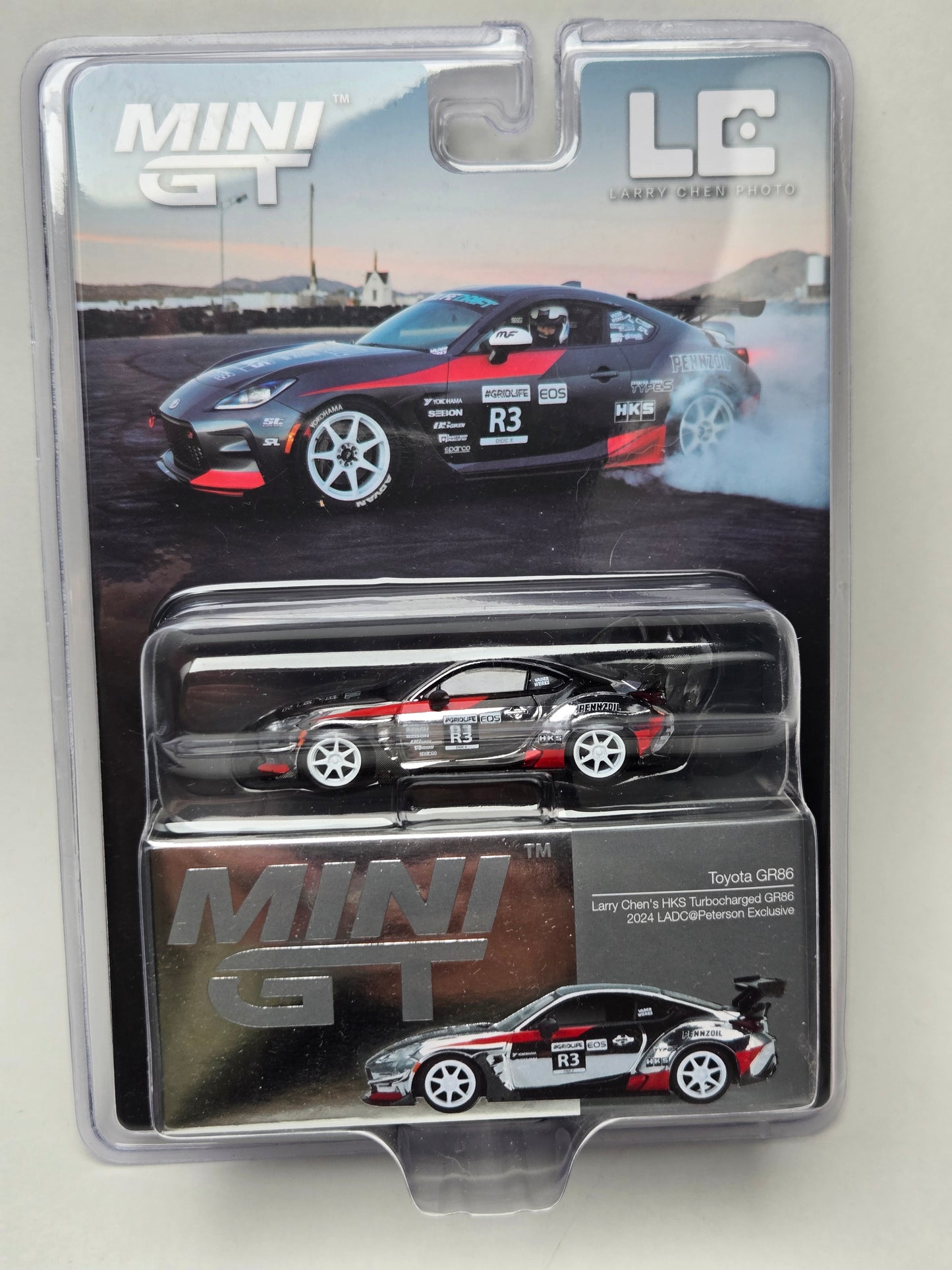 Mini GT 1:64 Toyota GR86 Larry Chen's HKS #821 LADC Petersen Exclusive Chrome