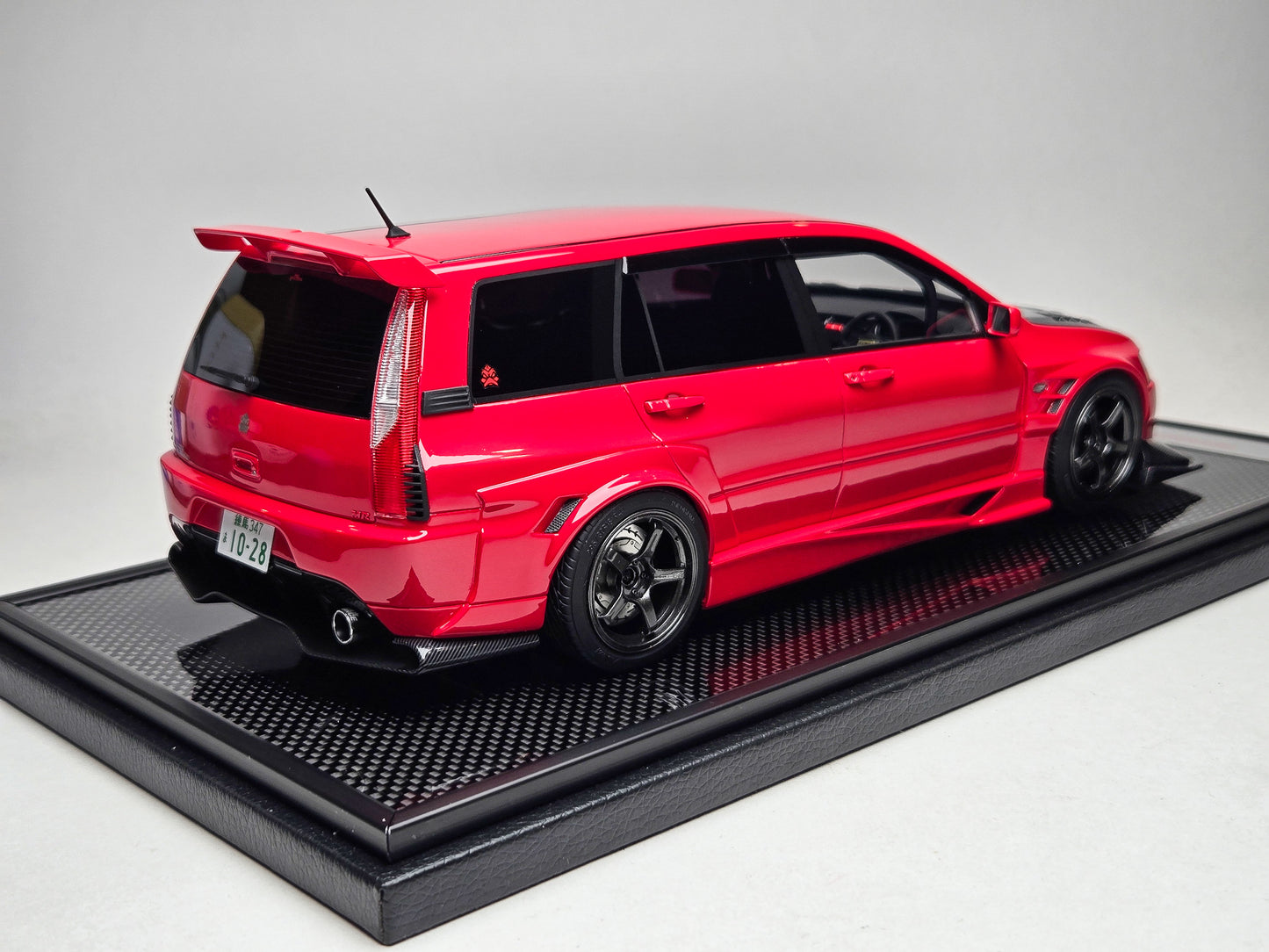 Kami Garage x Firequackers1/18 Mitsubishi Mitsubishi Lancer Evolution IX Wagon | Limited to 100 Units