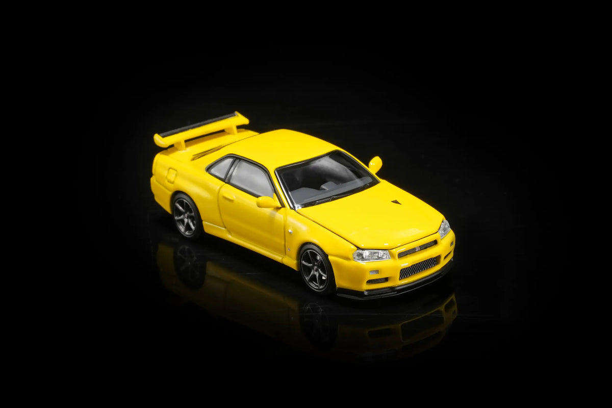 MotorHelix 1/64 Nissan Skyline GT-R R34 V-SPEC II Yellow