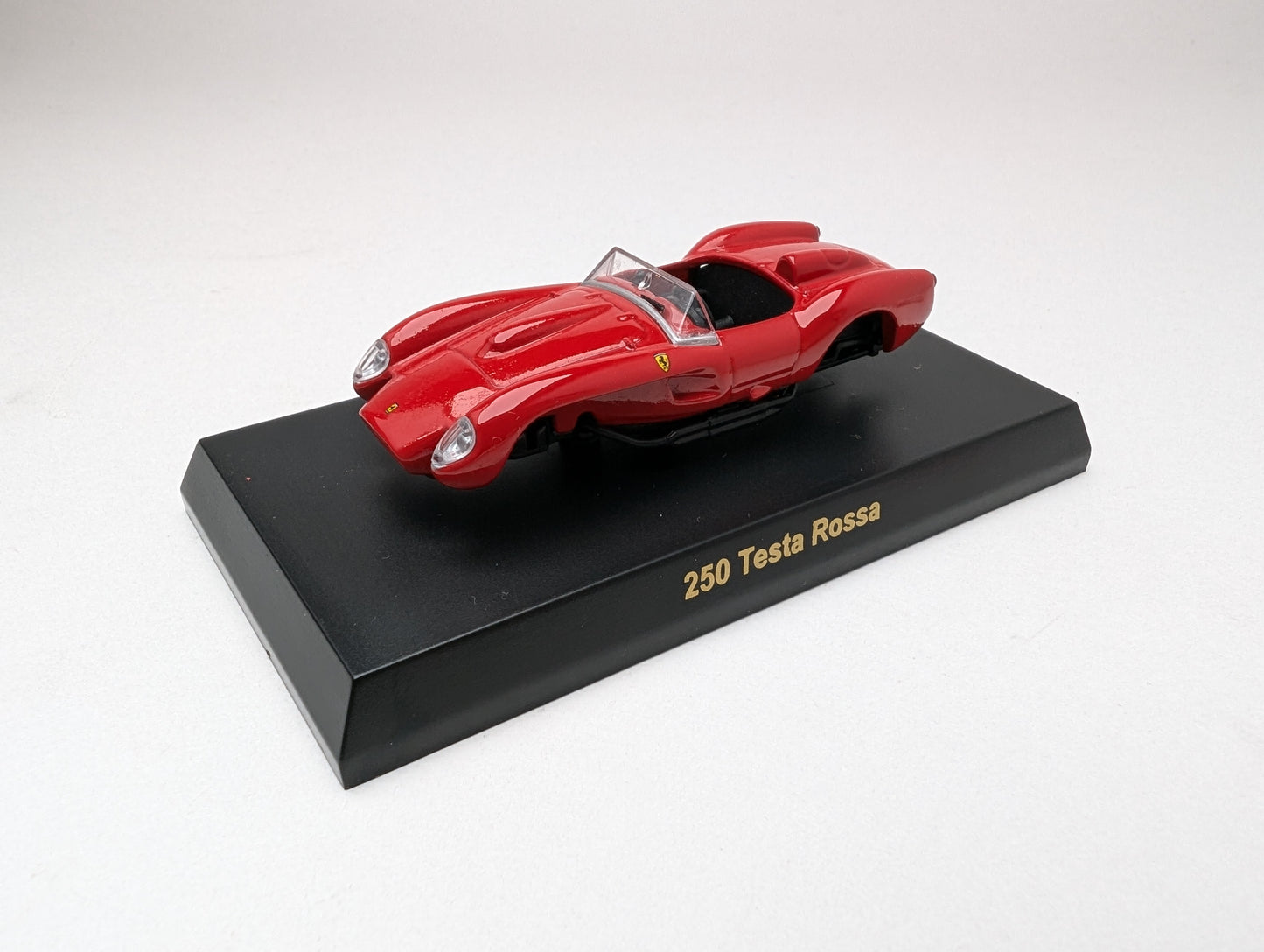 KYOSHO 1:64 Ferrari 250 Testa Rossa Red (with tools)