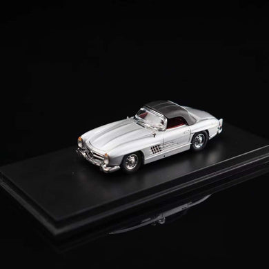 DCM 1:64 Mercedes Benz 300SL Roadster with open hood and trunk