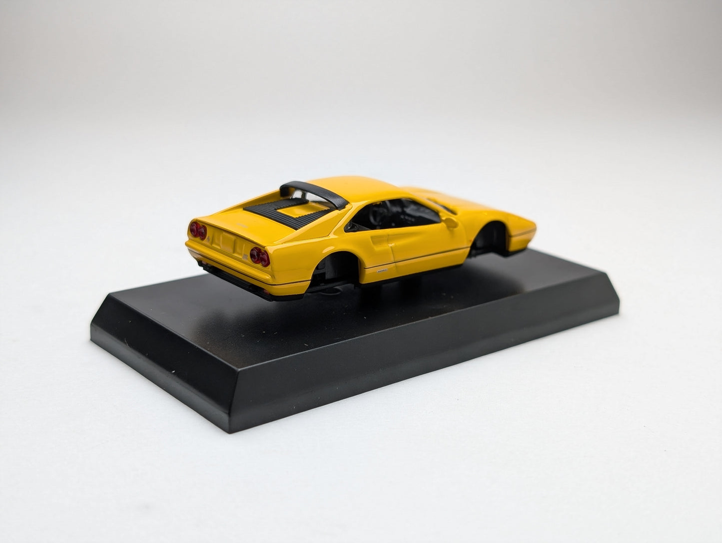 KYOSHO 1:64 Ferrari Minicar Collection III 328 GTB Yellow with tools