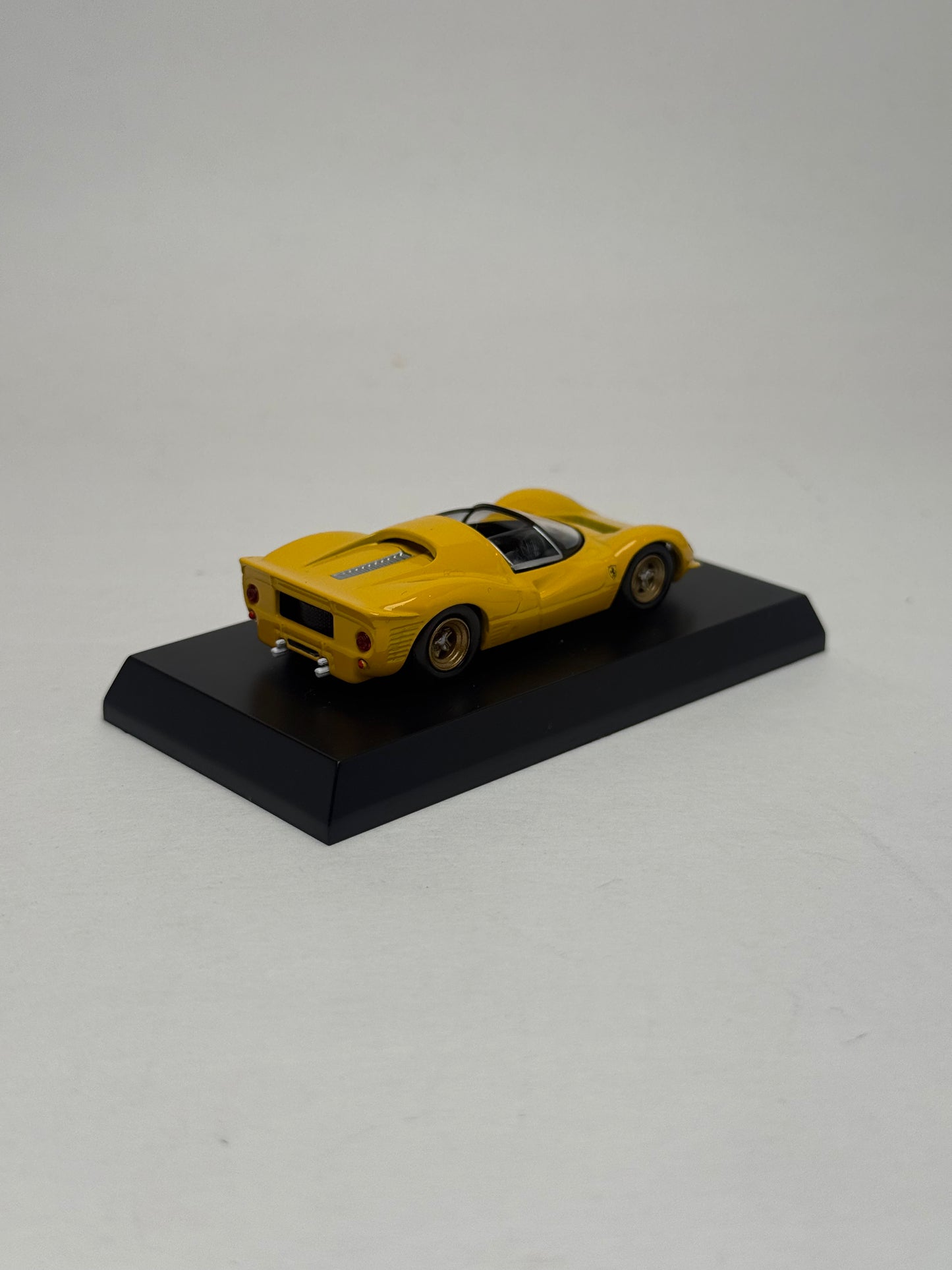 KYOSHO 1:64 Ferrari 330 P4 (Yellow)