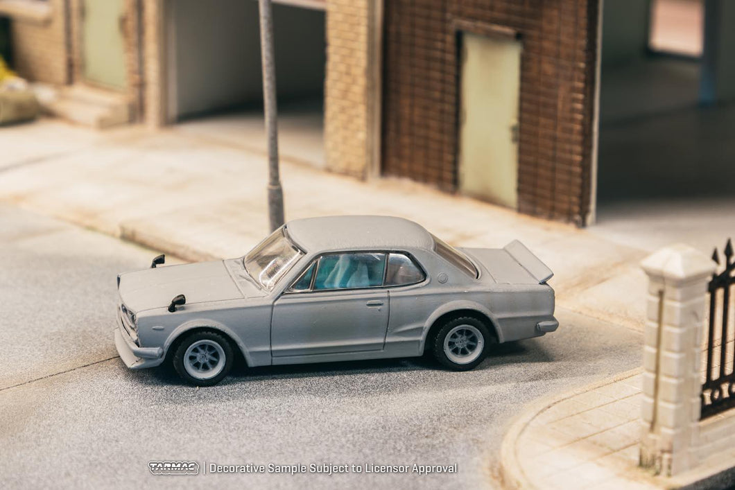(Preorder) Tarmac Works 1:64 Nissan Skyline 2000 GT-R (KPGC10) – Silver – Global 64