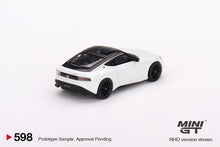 Load image into Gallery viewer, Mini GT 1:64 Nissan Z Performance 2023 – LHD – Everest White – MiJo Exclusives