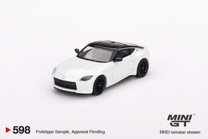 (Preorder) Mini GT 1:64 Nissan Z Performance 2023 – LHD – Everest White – MiJo Exclusives