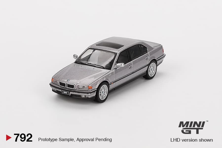 (Preorder) Mini GT 1:64 BMW 750IL – Aspen Silver Metallic – Mijo Exclusives