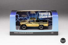 Load image into Gallery viewer, Japan Exclusive DiecastTalk Exclusive 1/64 Toyota 1985 Hilux SR5 Xtracab Black