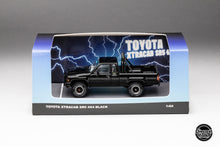 Load image into Gallery viewer, Japan Exclusive DiecastTalk Exclusive 1/64 Toyota 1985 Hilux SR5 Xtracab Black