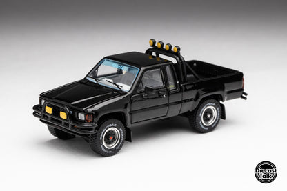 (Bundle) DiecastTalk 1/64 Toyota Hilux SR5 Xtracab Black + Secret Car