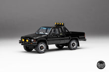 Load image into Gallery viewer, Japan Exclusive DiecastTalk Exclusive 1/64 Toyota 1985 Hilux SR5 Xtracab Black