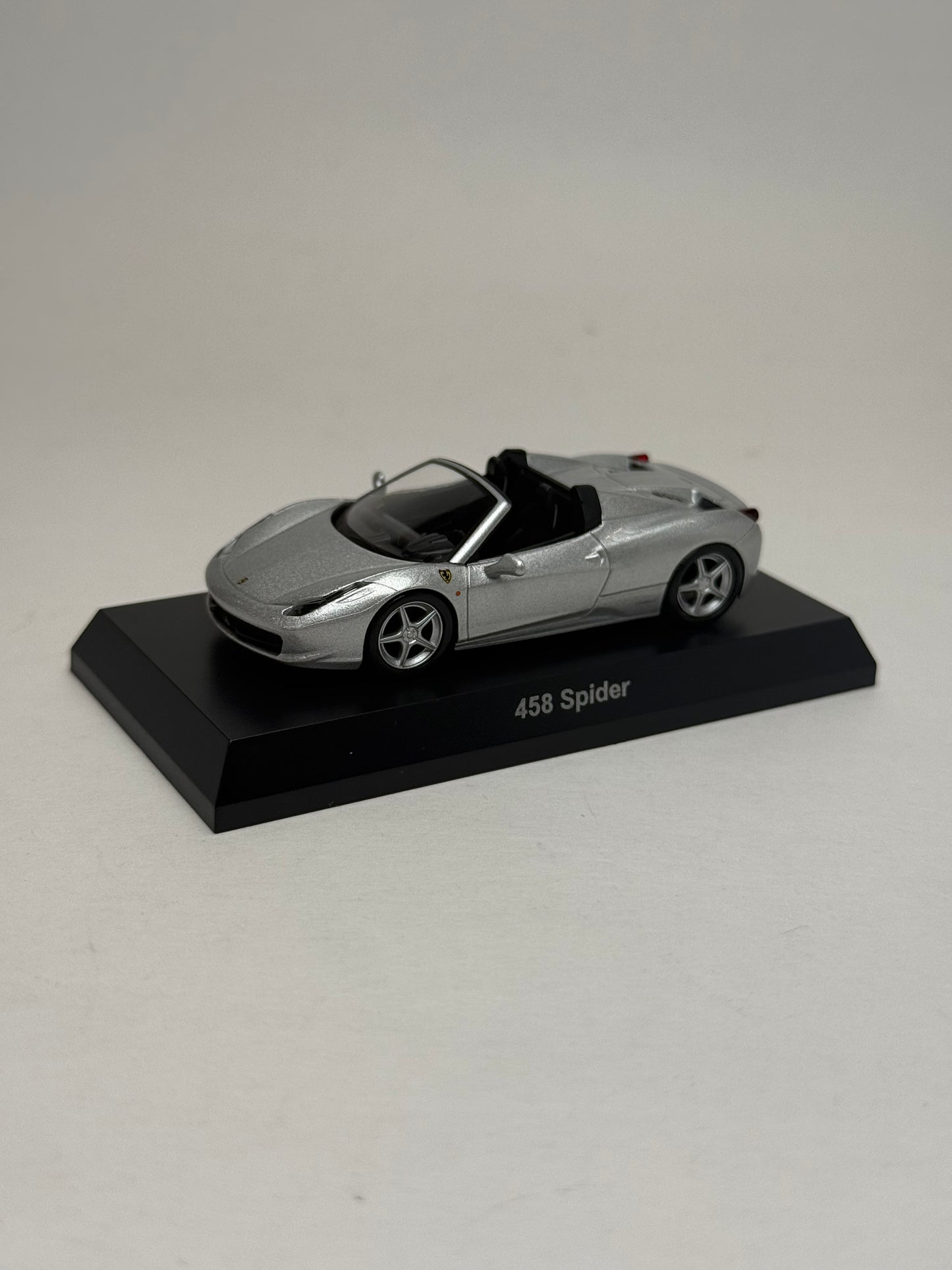 KYOSHO 1:64 Ferrari 458 Spider (Silver)