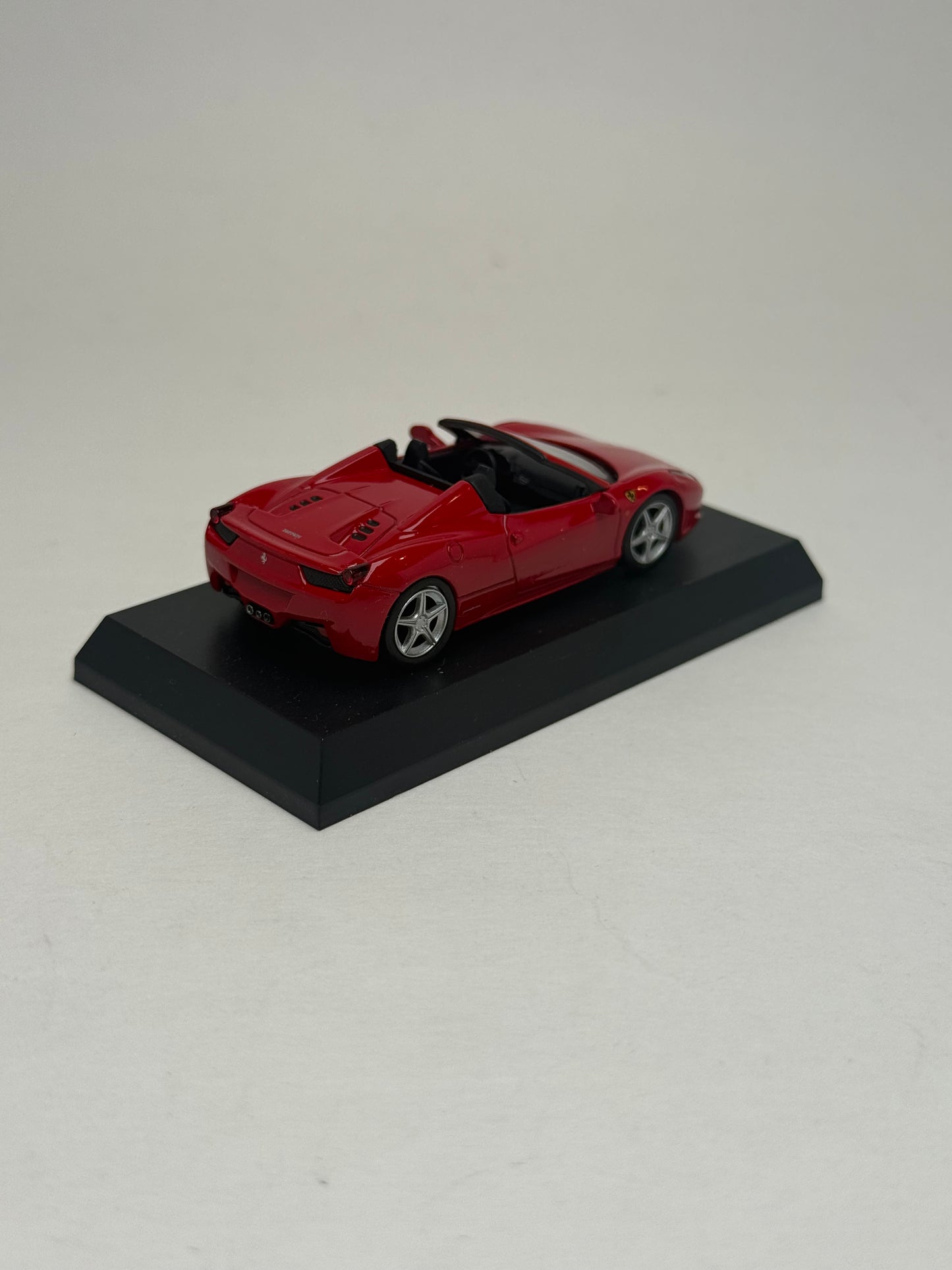 KYOSHO 1:64 Ferrari 458 Spider (Red)