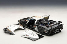 Load image into Gallery viewer, AUTOart 1:18 Maserati MC12 FIA GT1 #33 2010 Championship A.Heger/A.Mueller