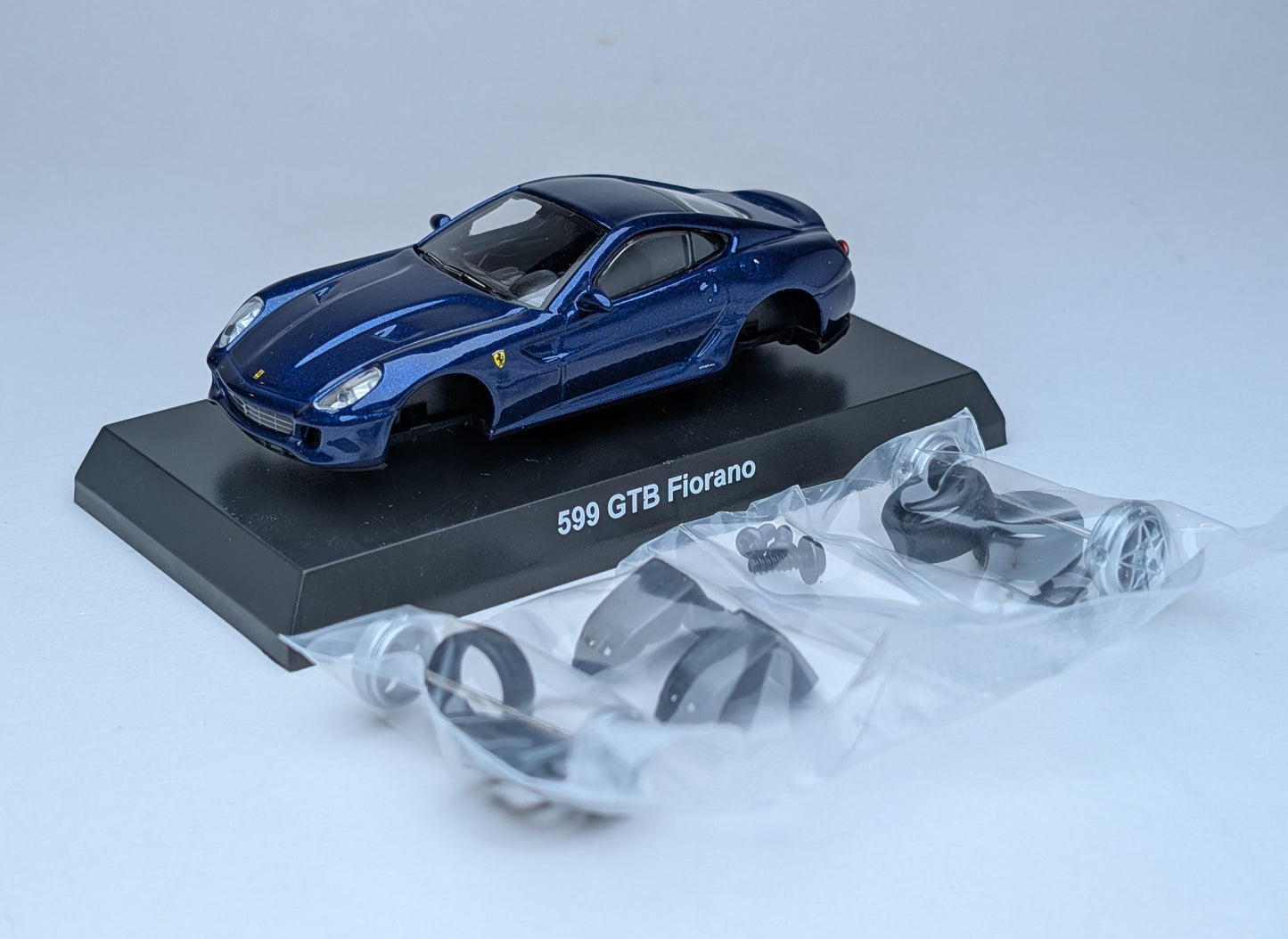 KYOSHO 1:64 Ferrari 599 GTB Fiorano Blue
