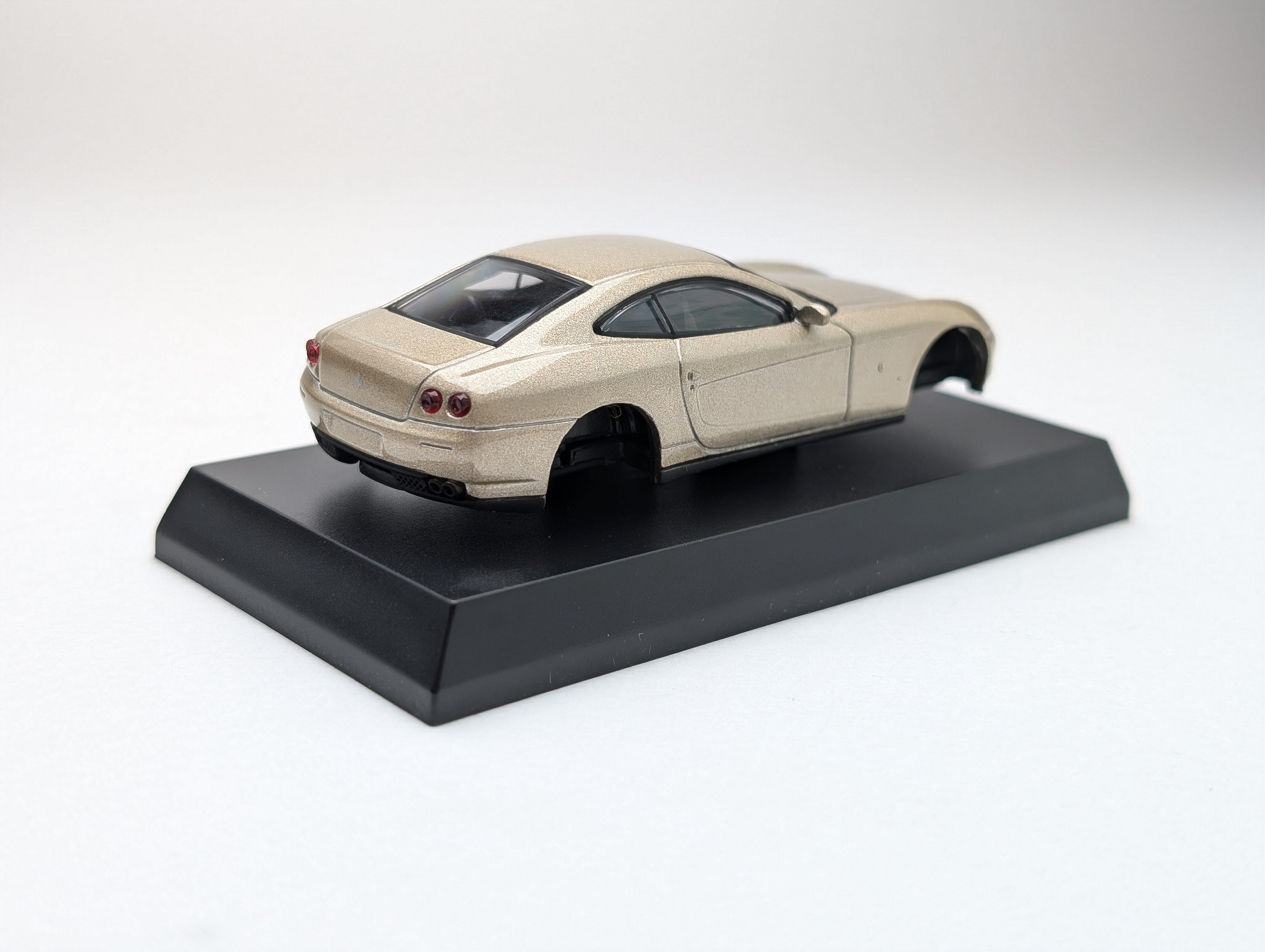 KYOSHO 1:64 Ferrari 612 Scaglietti Silver – DiecastTalk