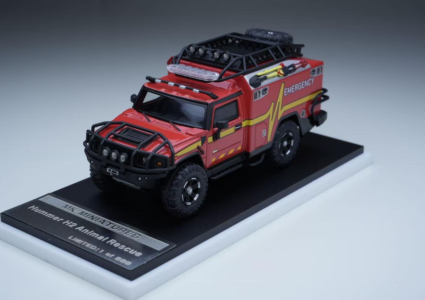 MK Miniatures 1:64 Hummer H2 Rescue