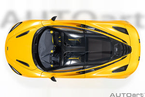 AUTOart 1:18 McLAREN 720S (VOLCANO YELLOW)