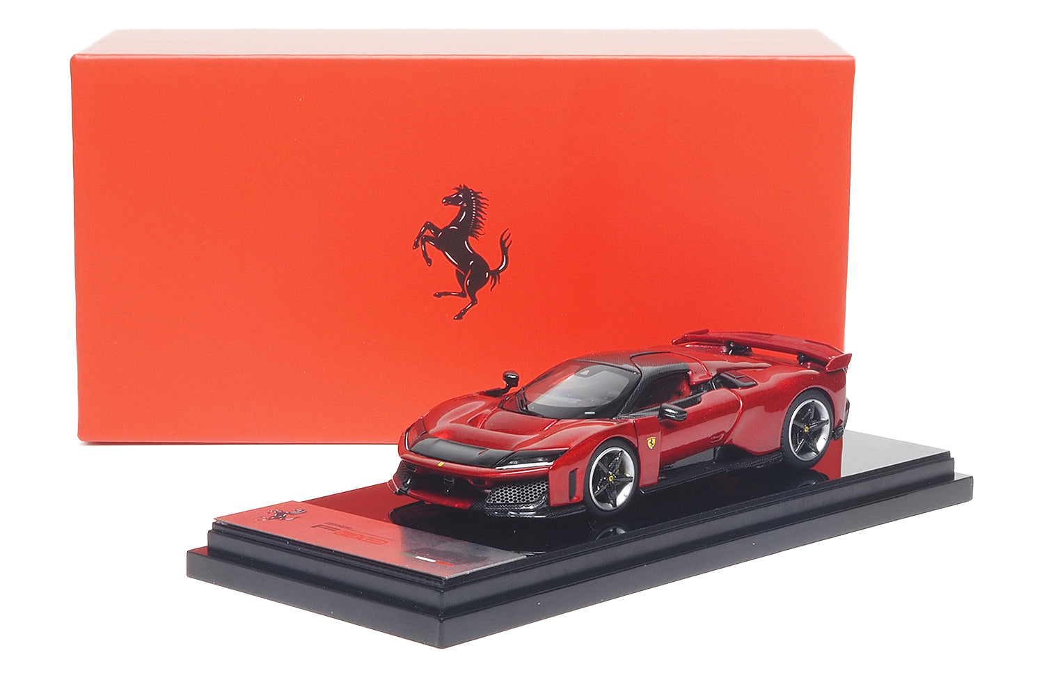 BBR Models 1:64 Ferrari F80 Rosso Fuoco TMCS Exclusive – DiecastTalk