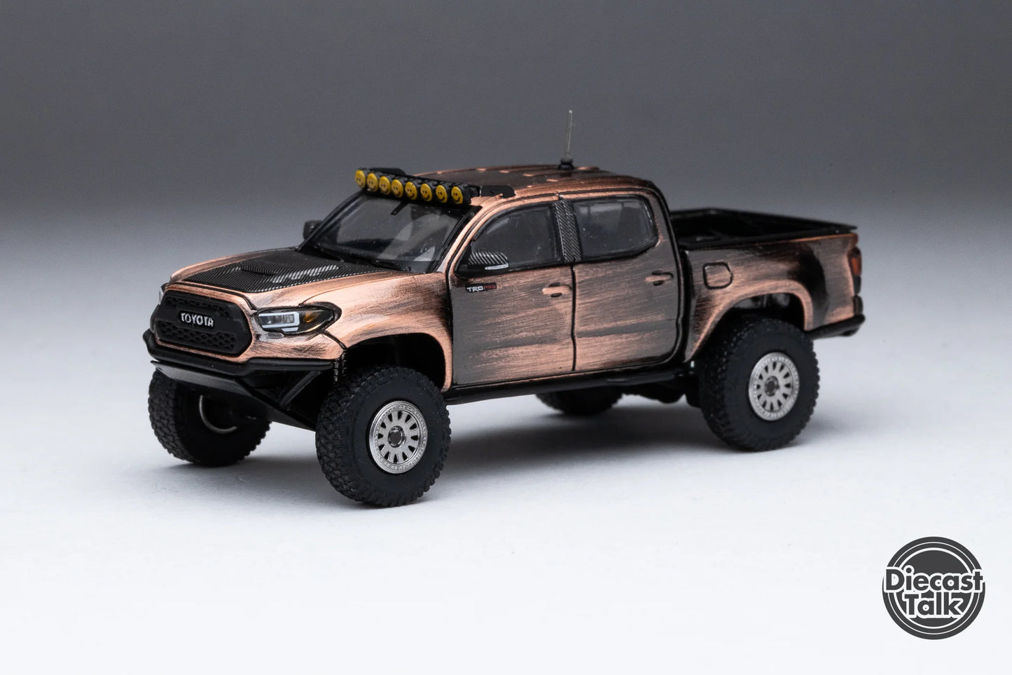 (Bundle) DiecastTalk 1/64 Toyota Tacoma Pre-Runner Bronze + Secret Car