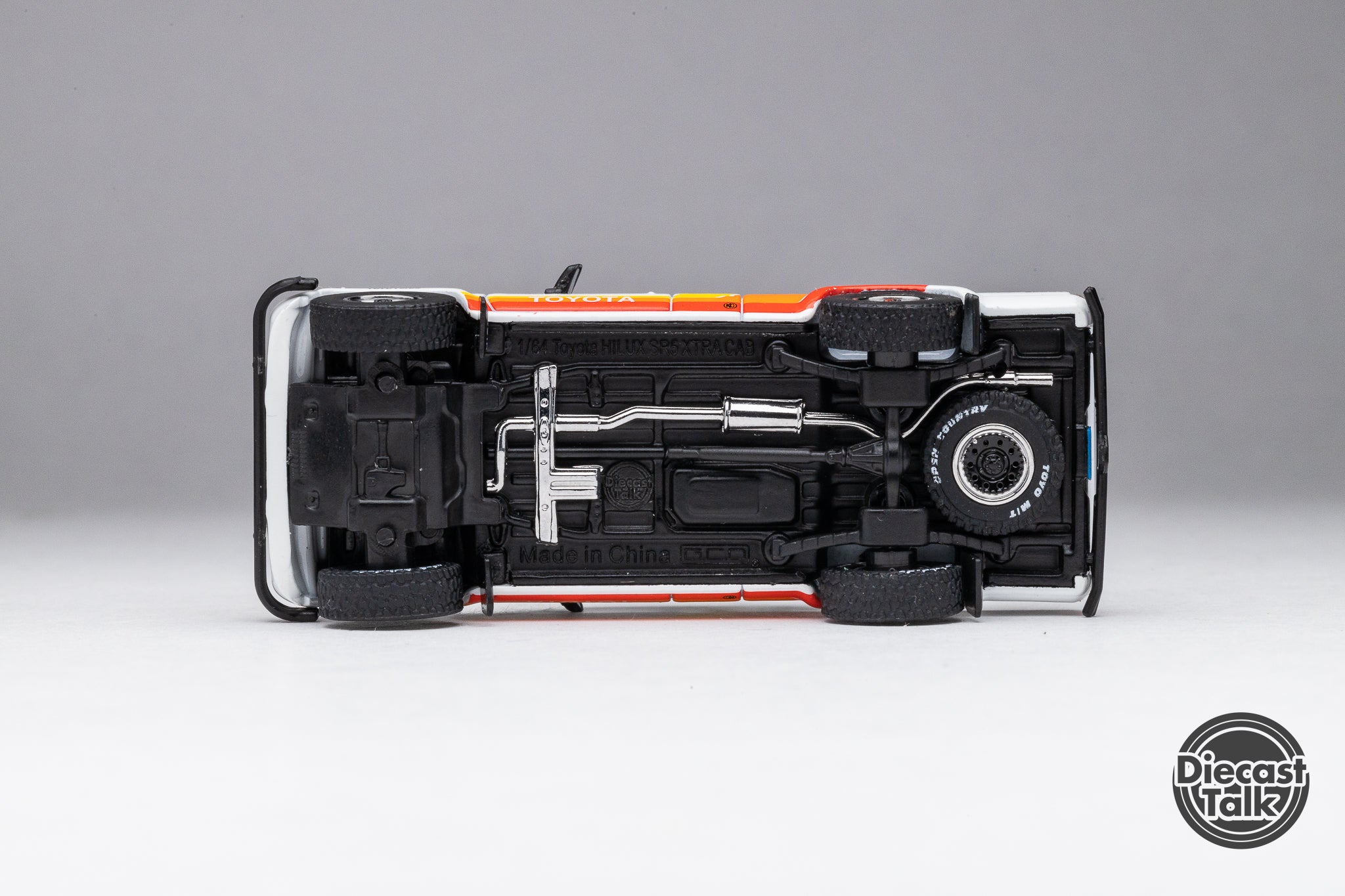 GCD DiecastTalk Exclusive 1/64 Toyota Hilux + Tacoma TRD Box set Ltd 1