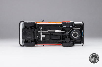 GCD DiecastTalk Exclusive 1/64 Toyota Hilux + Tacoma TRD Box set Ltd 1008 sets