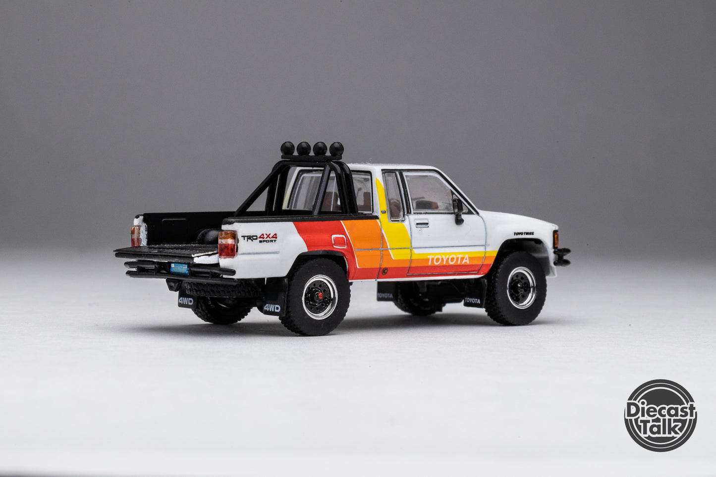 GCD DiecastTalk Exclusive 1/64 Toyota Hilux + Tacoma TRD Box set Ltd 1008 sets