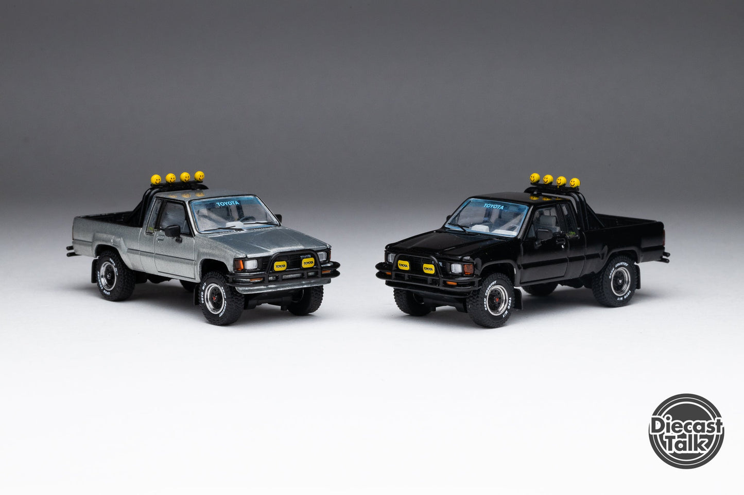 GCD DiecastTalk Exclusive 1/64 Toyota 1985 Hilux SR5 Xtracab Black Ltd 1400pcs