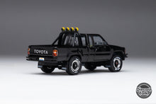 Load image into Gallery viewer, (Pre order) GCD DiecastTalk Exclusive 1/64 Toyota 1985 Hilux SR5 Xtracab Black Ltd 1400pcs