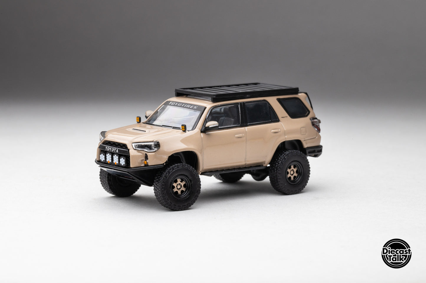 DiecastTalk Exclusive 1/64 Toyota 4Runner Pre-Runner (Madpews) with dog and accessories
