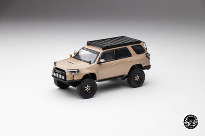 DiecastTalk Exclusive 1/64 Toyota 4Runner Pre-Runner (Madpews) with dog and accessories